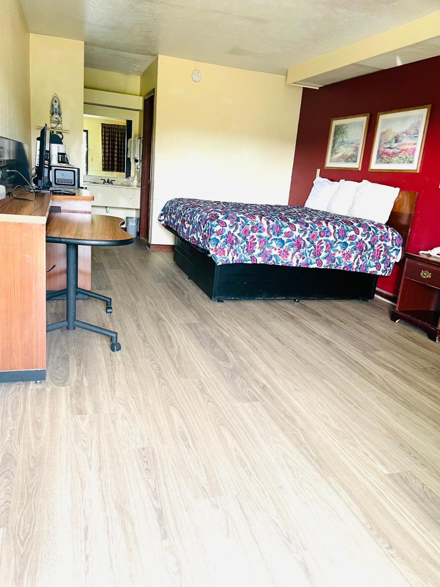 Western Inn Express Hazlehurst Экстерьер фото